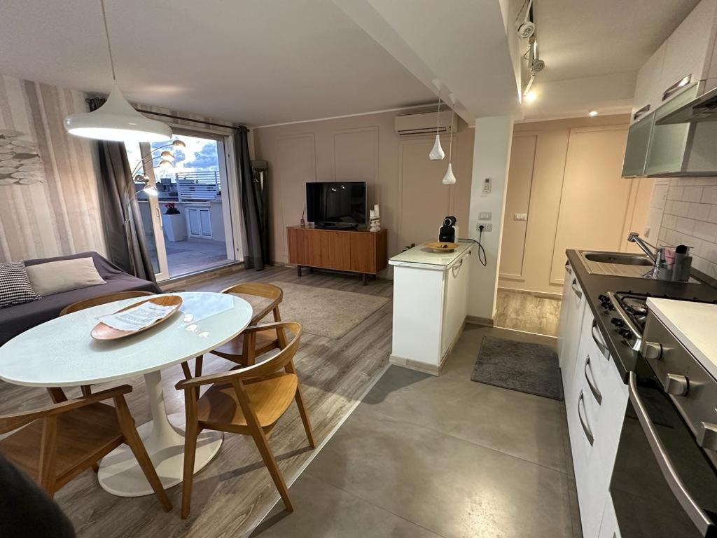 Attico Al Mare Apartment Лидо ди Остия Екстериор снимка
